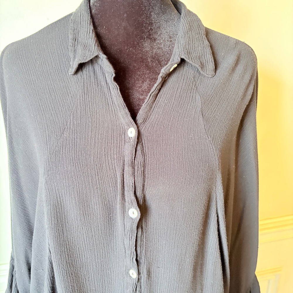 Free People Oversized Ruffle Edge Top - Picture 2 of 8